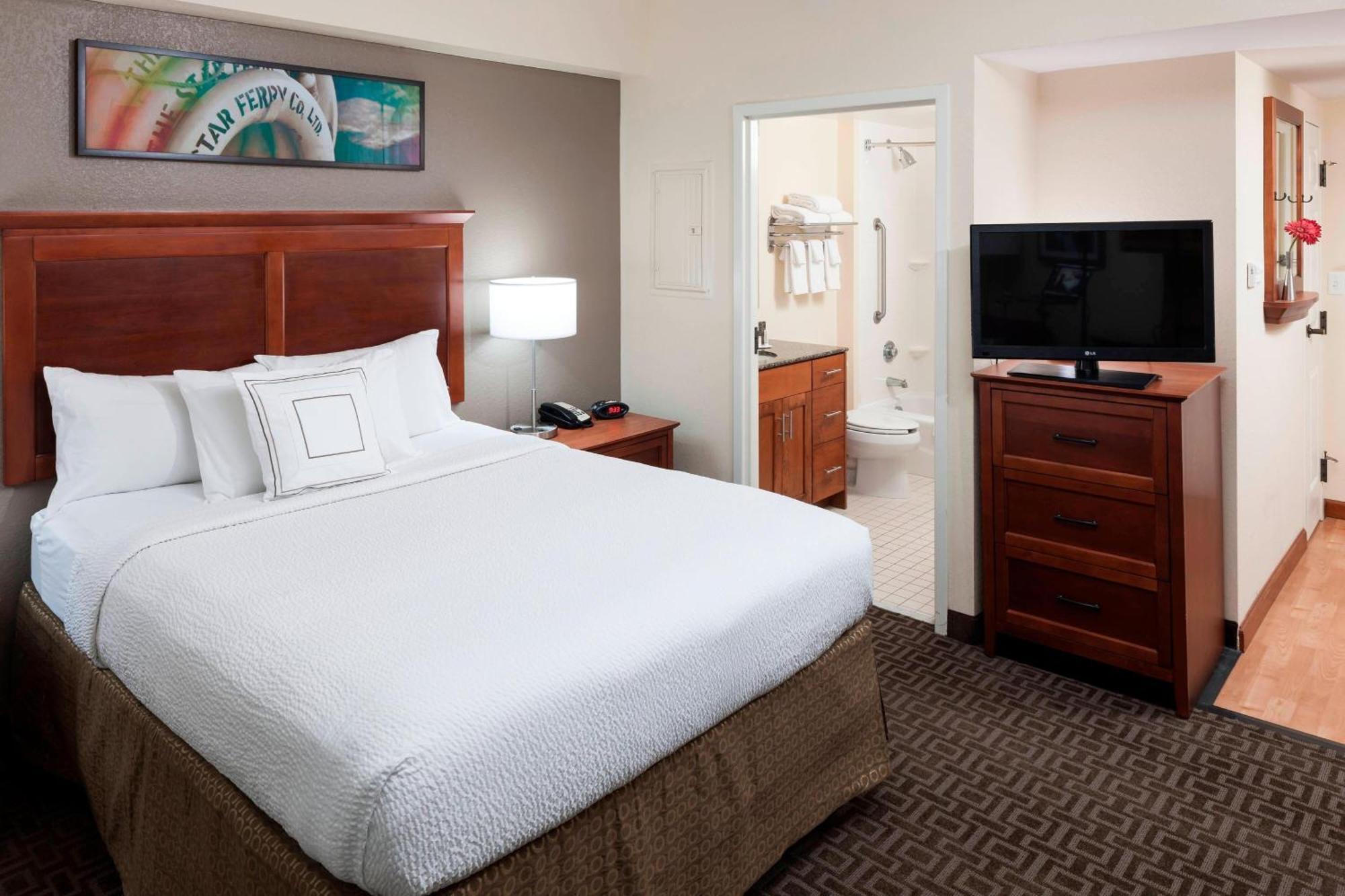 Towneplace Suites Suffolk Chesapeake Exterior photo