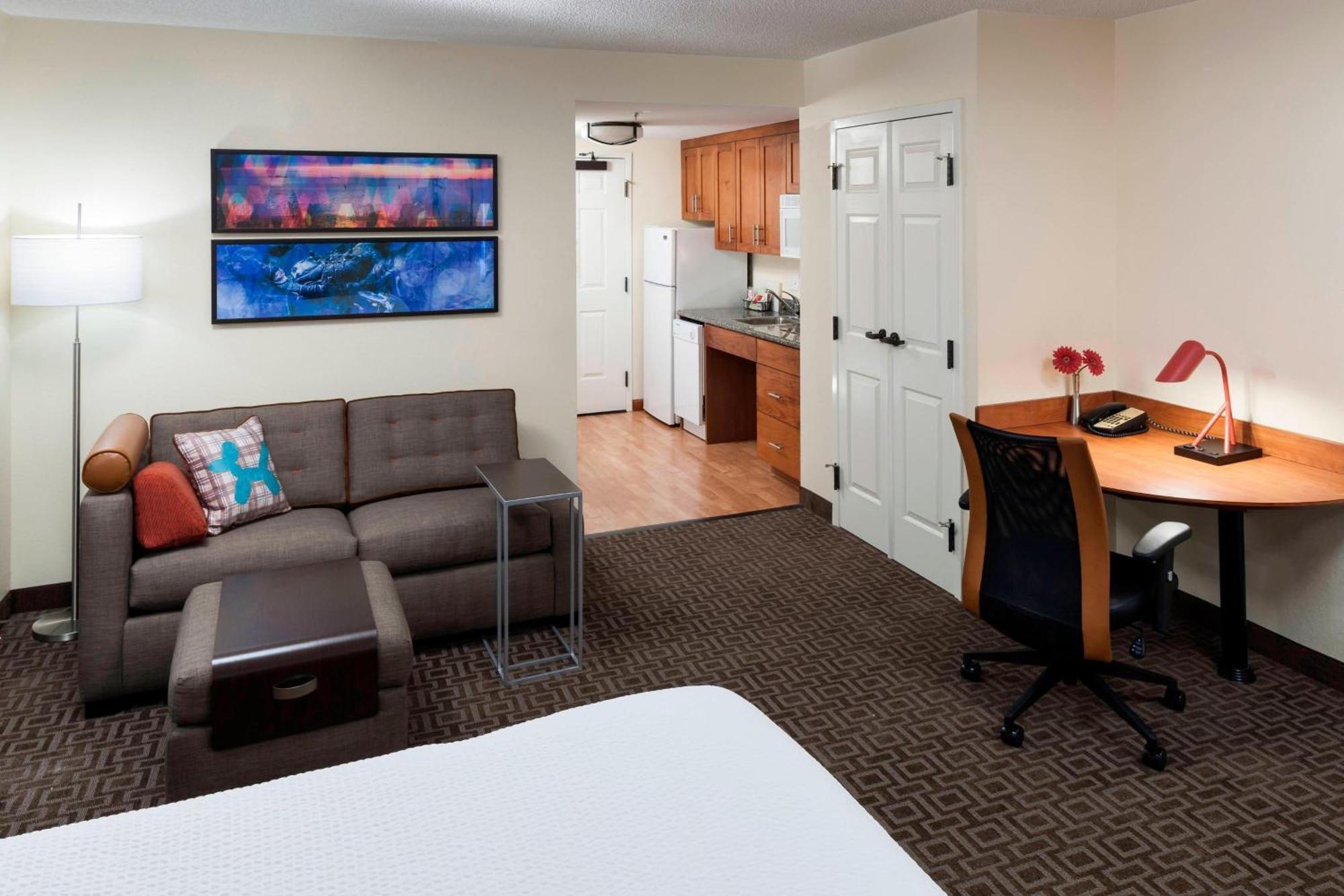 Towneplace Suites Suffolk Chesapeake Exterior photo